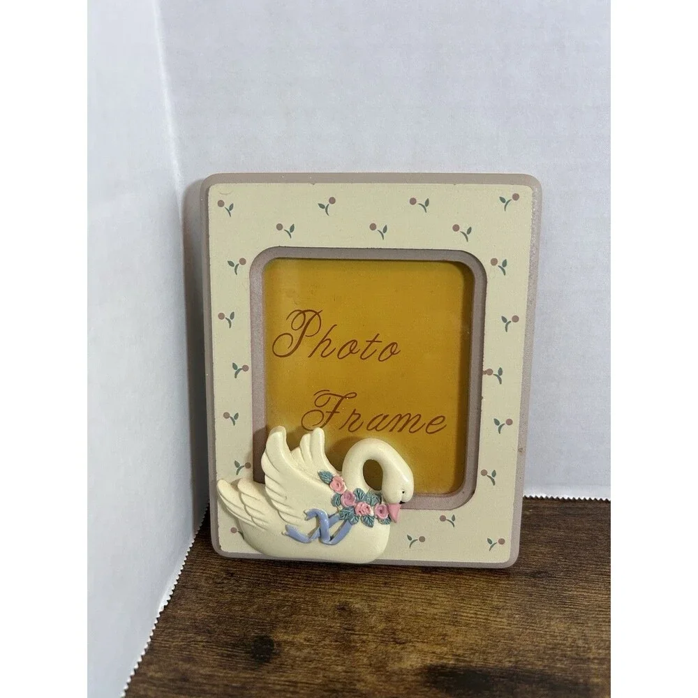 Vintage Swan Photo Picture Frame Pink Roses Cottagecore Shabby Chic 5x4 Decor